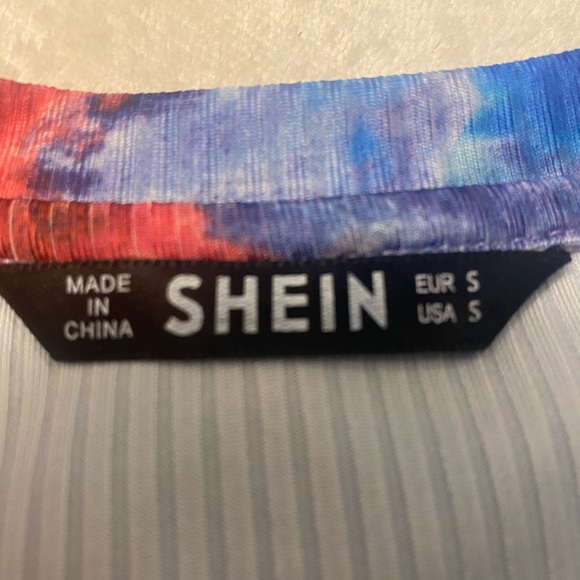 5/$20 SHEIN rainbow tie-dye crop top size small - Picture 3 of 4